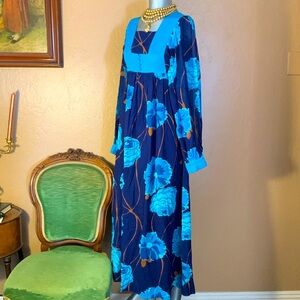 Stop By Celia Blue Floral Boho Midi Dress.  Sz M